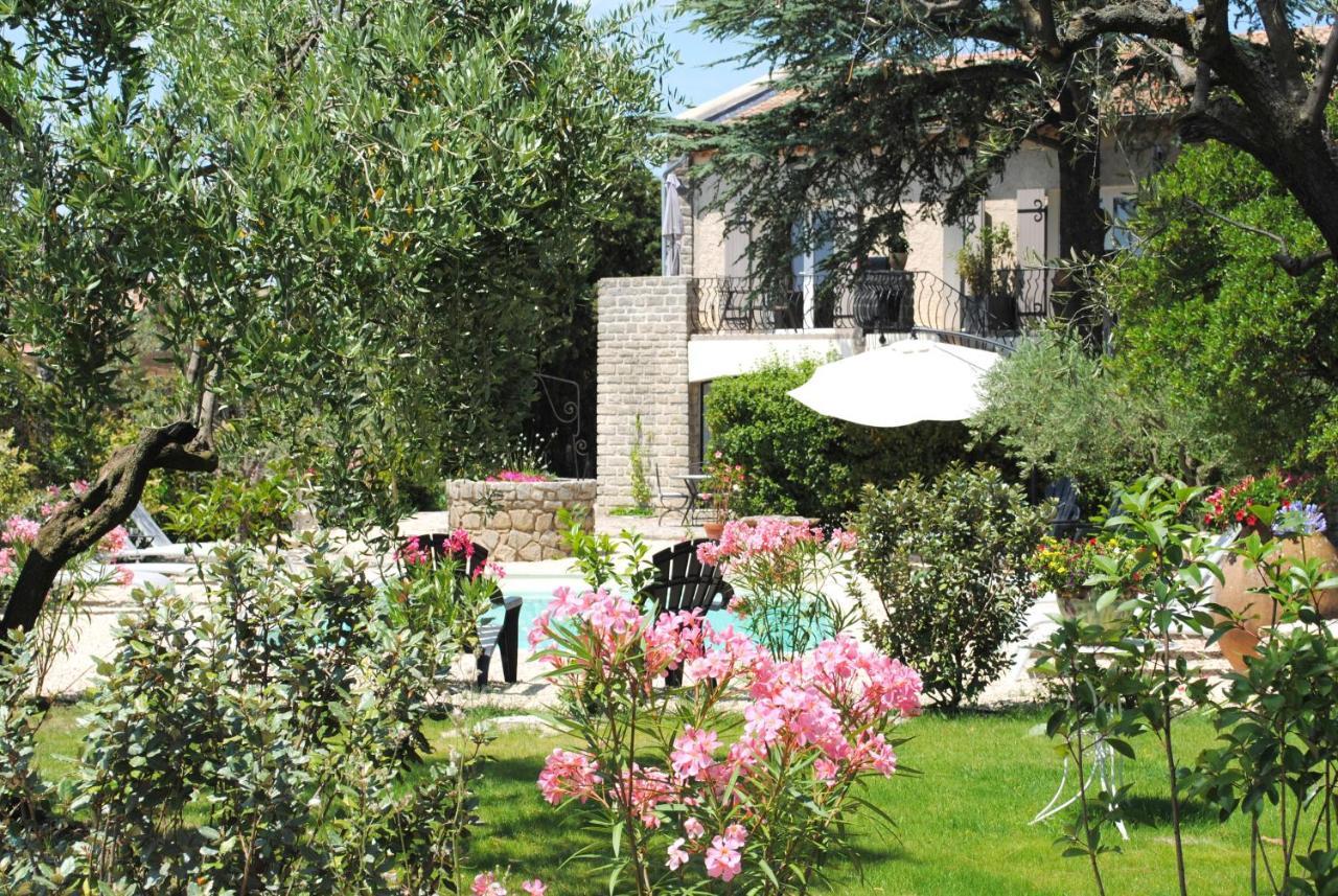 Terre De Bacchus Bed & Breakfast Vacqueyras Exterior photo