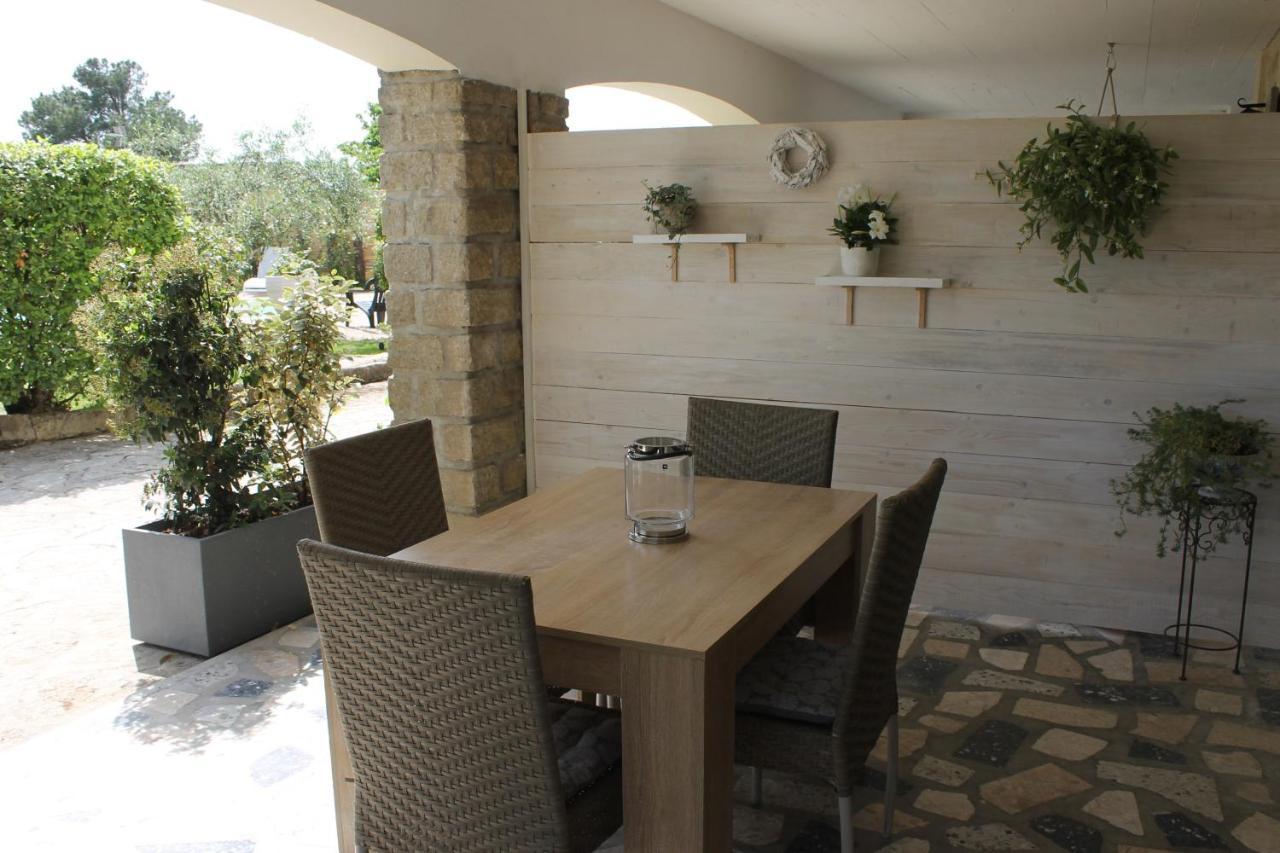 Terre De Bacchus Bed & Breakfast Vacqueyras Exterior photo