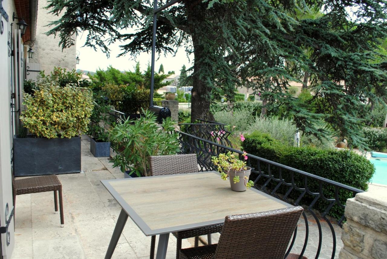 Terre De Bacchus Bed & Breakfast Vacqueyras Exterior photo