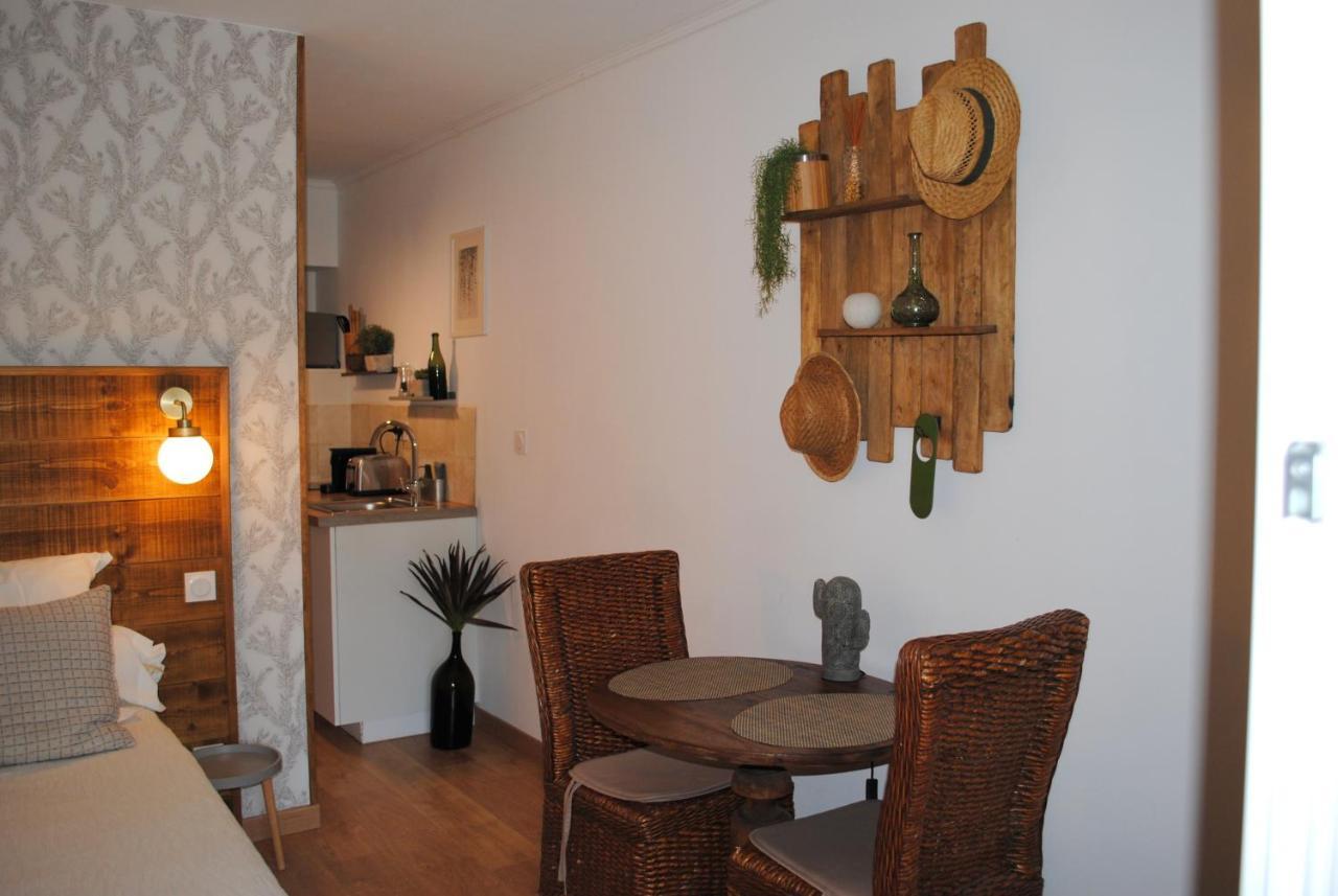Terre De Bacchus Bed & Breakfast Vacqueyras Exterior photo